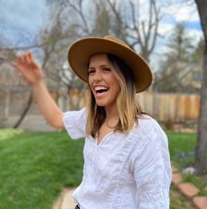 Meet your Posher, Julia